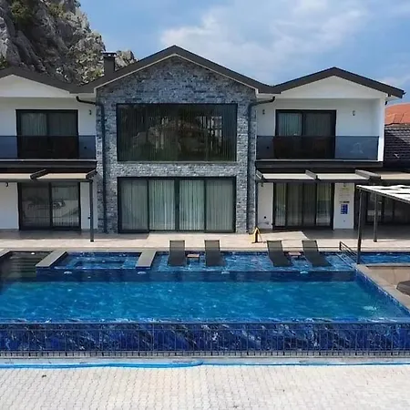 Serena Villa *